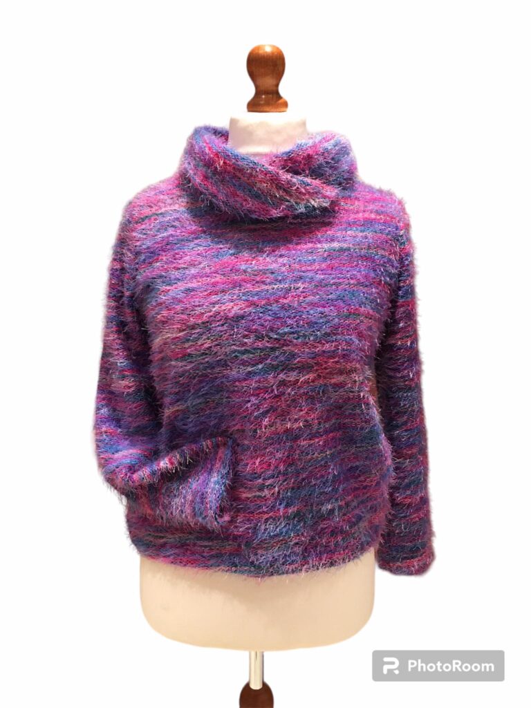 Sweter Multikolor Cena 140 PLN M, L/XL
