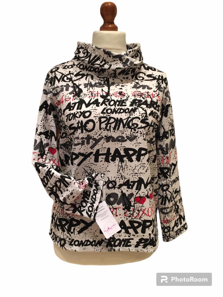 Bluza z figlarnym kołnierzo-golfem uszyta z oddychającej tkaniny dresówka cena 110 PLN M/L