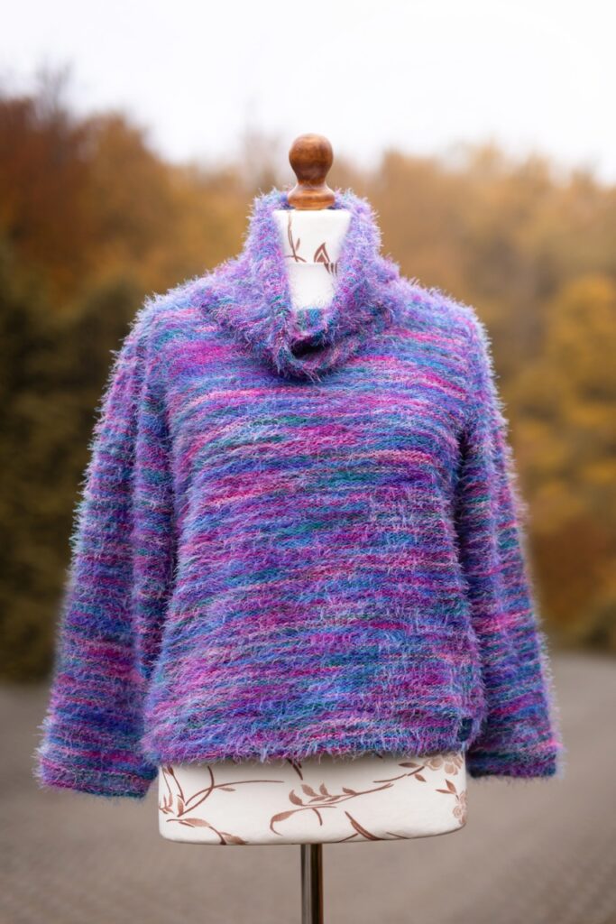 Sweter Multikolor Cena 140 PLN                rozmiar M, L/XL